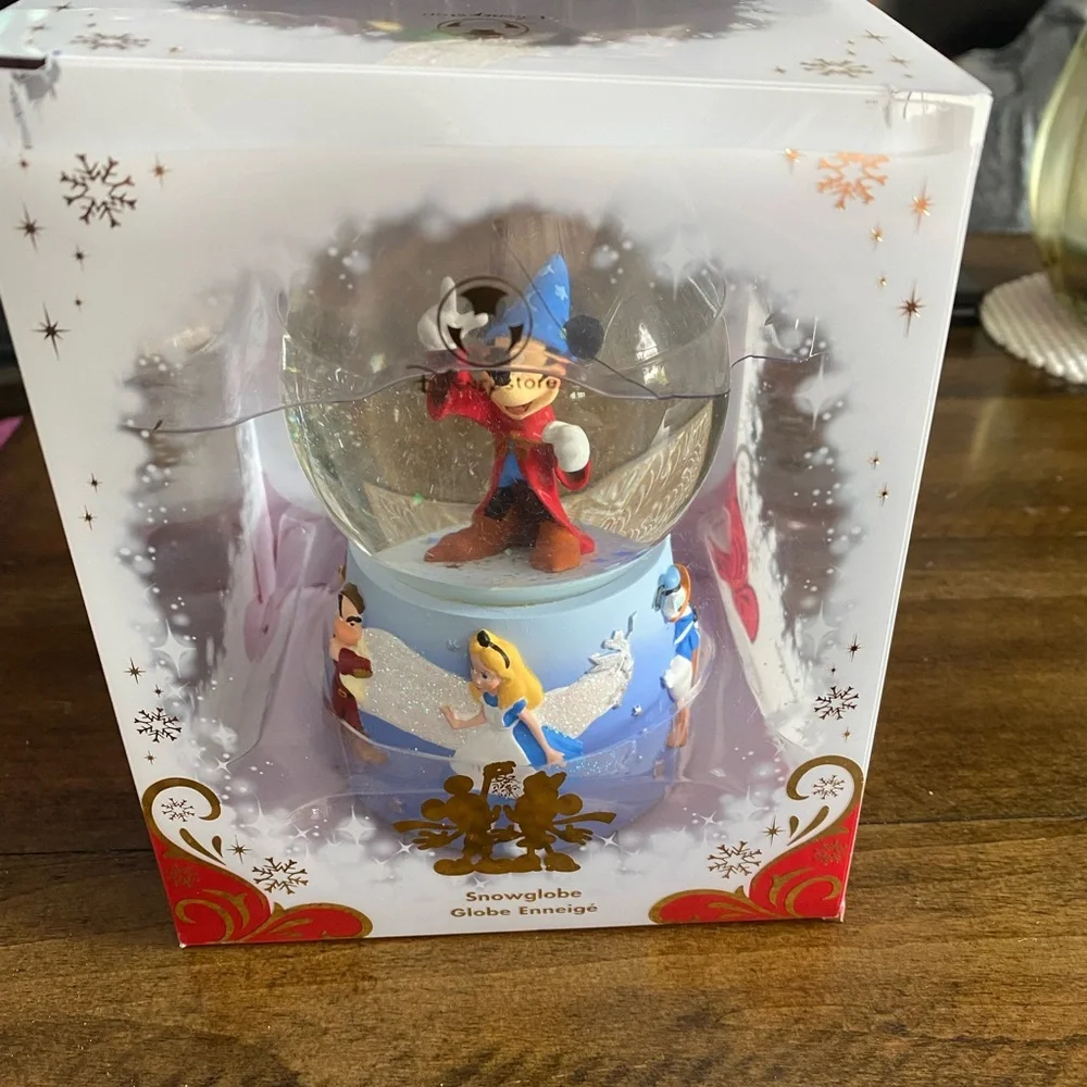 Retired Disney Mickey Mouse Snow Globe - Picture 8 of 13